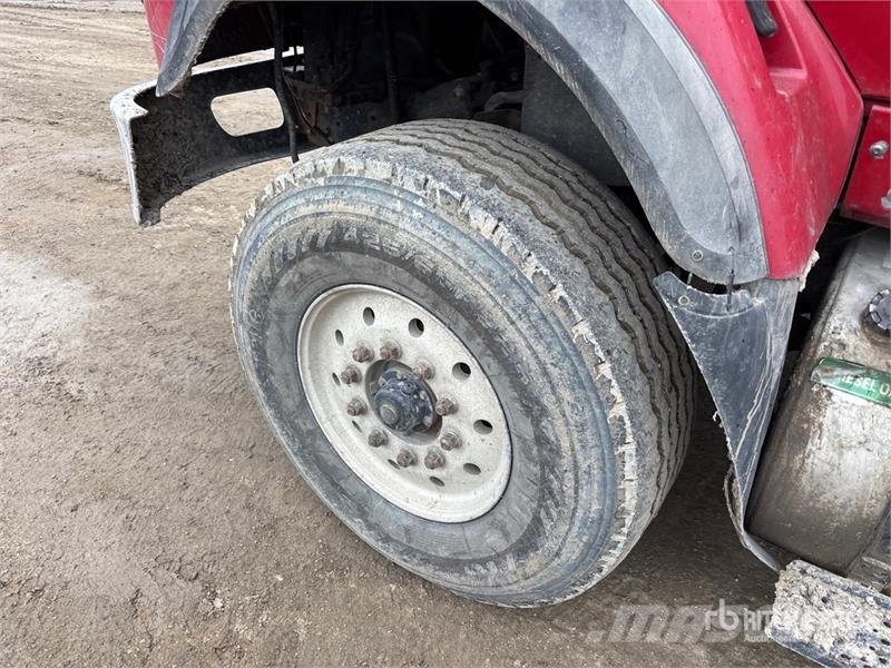 International Workstar 7500 T/A Dump Truck Kipper
