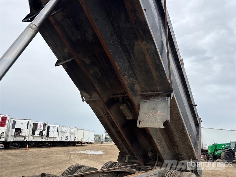 International Workstar 7500 T/A Dump Truck Kipper