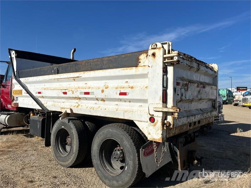 International WorkStar 7600 Tipper trucks