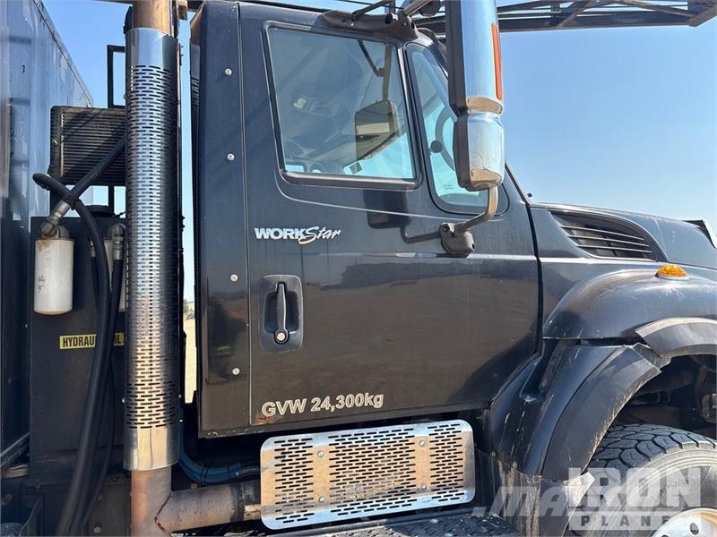 International Workstar 7400 6x4 Wireline Logging Truck Equipamiento para el procesado