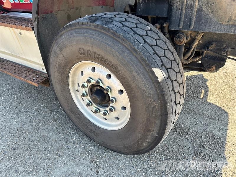 International WorkStar 7600 6x4 Cab and Chassis (Inoperable) Кабини