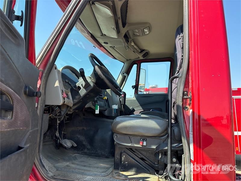 International WorkStar 7600 6x4 Cab and Chassis (Inoperable) Кабини