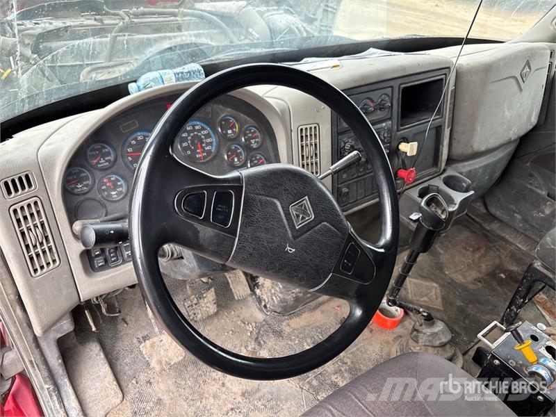 International Workstar 7500 T/A Dump Truck Kipper
