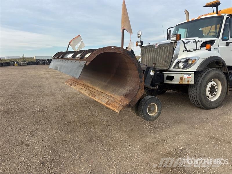 International Workstar 7500 6x4 Snow Plow Truck Kommunal-Sonderfahrzeuge
