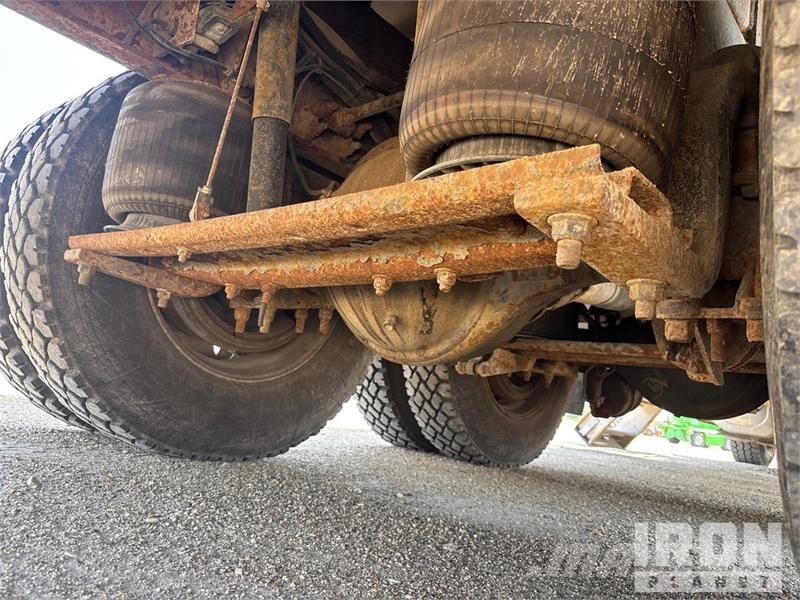 International Workstar 7400 6x4 Wireline Logging Truck Equipamiento para el procesado