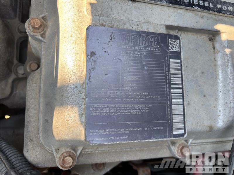 International Workstar 7400 6x4 Wireline Logging Truck Equipamiento para el procesado
