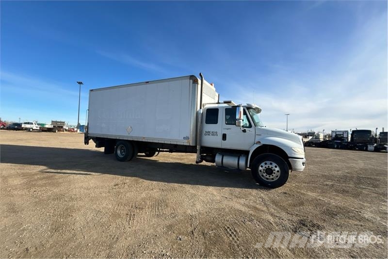 Internatonal DuraStar 4300 4x2 Van Truck شاحنات ذات هيكل صندوقي