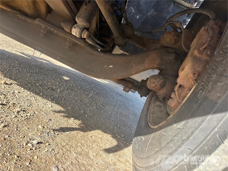Internatonal DuraStar 4300 4x2 Van Truck شاحنات ذات هيكل صندوقي