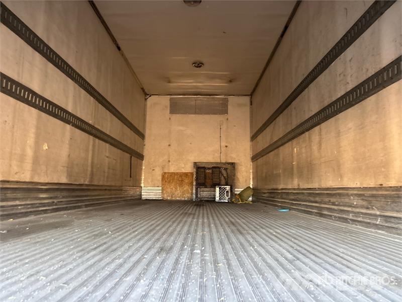 Internatonal DuraStar 4300 4x2 Van Truck شاحنات ذات هيكل صندوقي