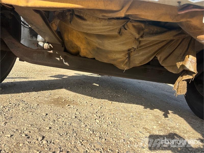 Internatonal DuraStar 4300 4x2 Van Truck شاحنات ذات هيكل صندوقي