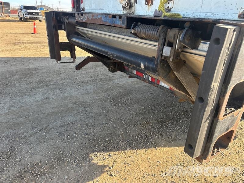 Internatonal DuraStar 4300 4x2 Van Truck شاحنات ذات هيكل صندوقي