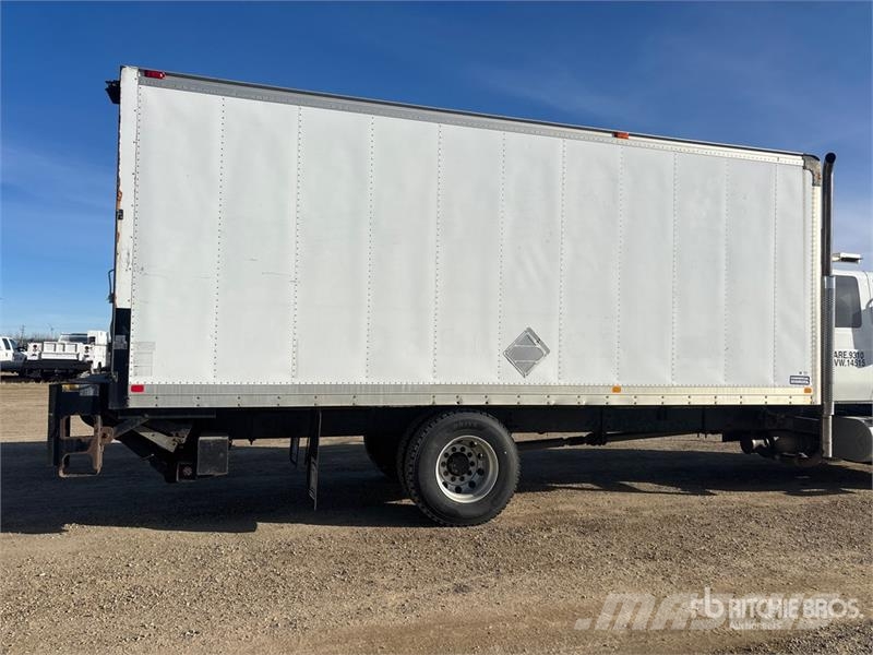 Internatonal DuraStar 4300 4x2 Van Truck شاحنات ذات هيكل صندوقي