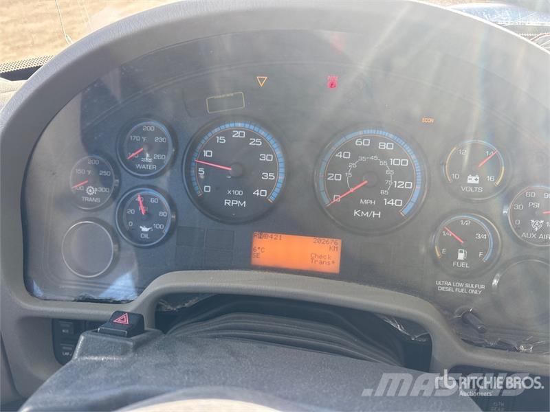 Internatonal DuraStar 4300 4x2 Van Truck شاحنات ذات هيكل صندوقي