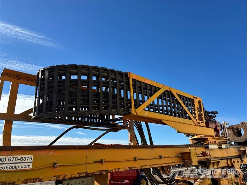 Interoc 109B Crawler Drilling Rig Zařízení pro hlubinné vrtání ropy a plynu