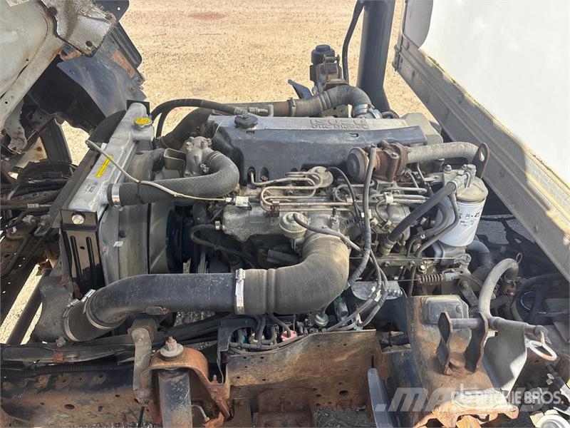 Isuzu NPR Kofferaufbau