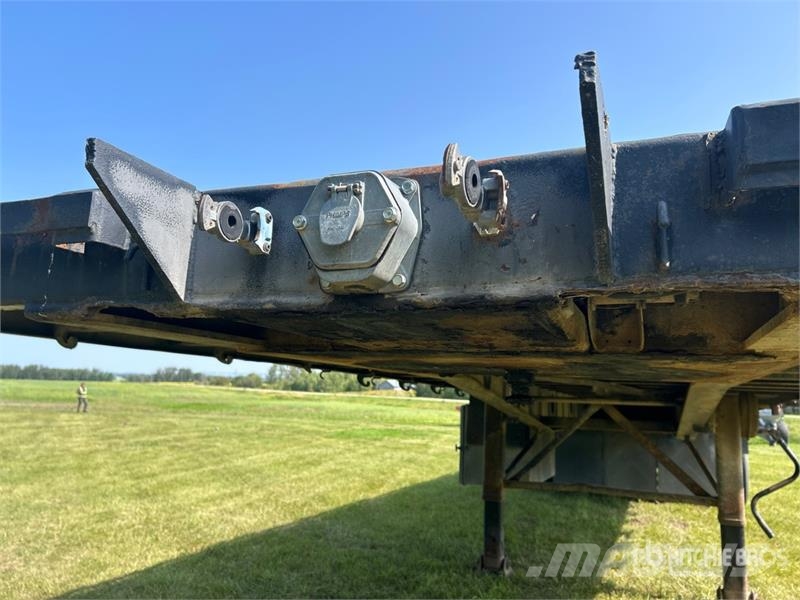  J C Trailers 32 ft Super B-Train Lead Flatbed Trai フラットベッド／ドロップサイドトレーラー