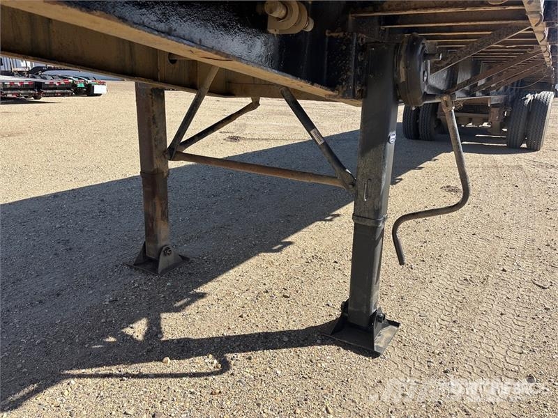 J C Trailers 53 ft Tri/A Flatbed Trailer Prikolice platforme/otvoreni sanduk
