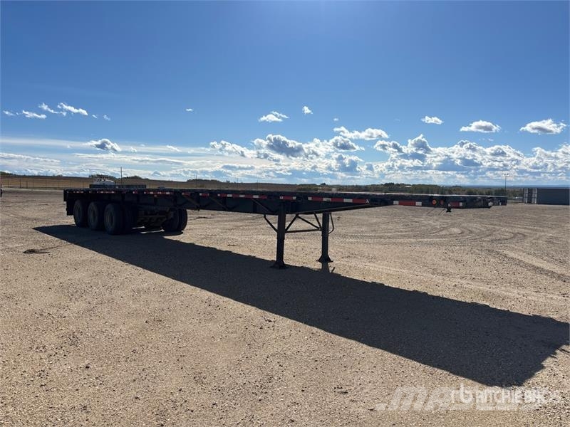 J C Trailers 53 ft Tri/A Flatbed Trailer Prikolice platforme/otvoreni sanduk