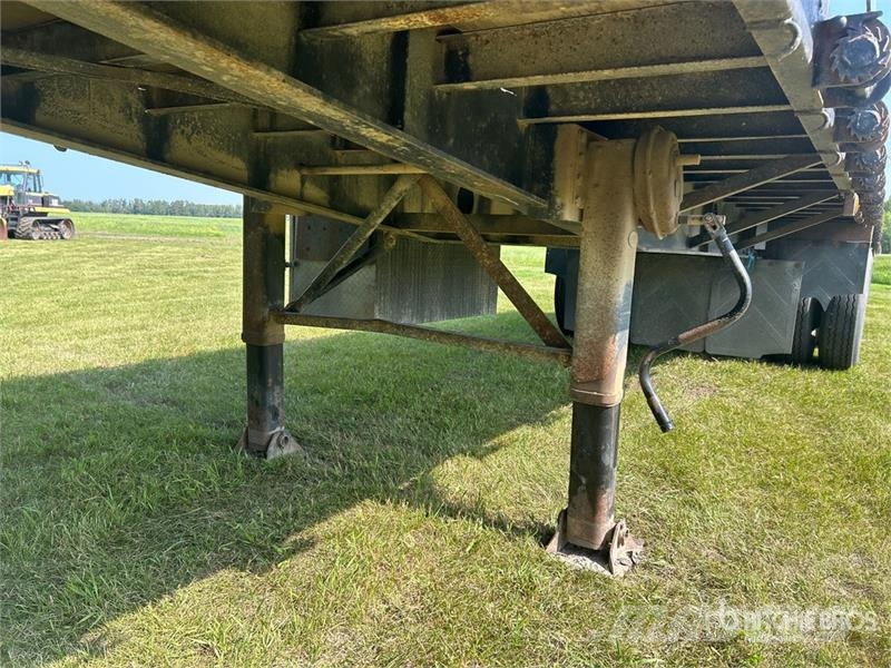 J C Trailers Super B-Train Flatbed Trailer Pritschenanhänger