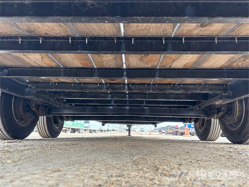 J & Trailers 21 ft T/A Equipment Trailer Vehicle transport trailers