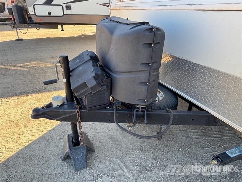 Jayco Jay Feather 25 ft T/A Travel Trailer مقطورات أخرى