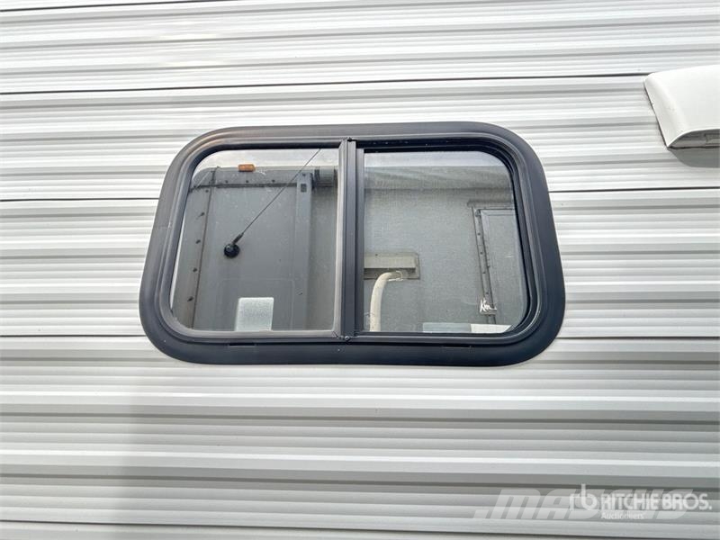 Jayco Jay Flight 22 FB 22 ft T/A Travel Trailer Andere Anhänger