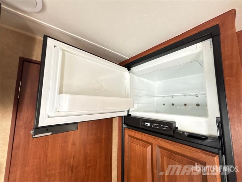 Jayco Jay Flight 22 FB 22 ft T/A Travel Trailer Andere Anhänger
