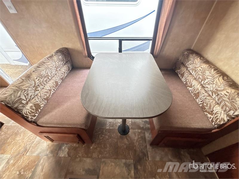 Jayco Jay Flight 22 FB 22 ft T/A Travel Trailer Andere Anhänger