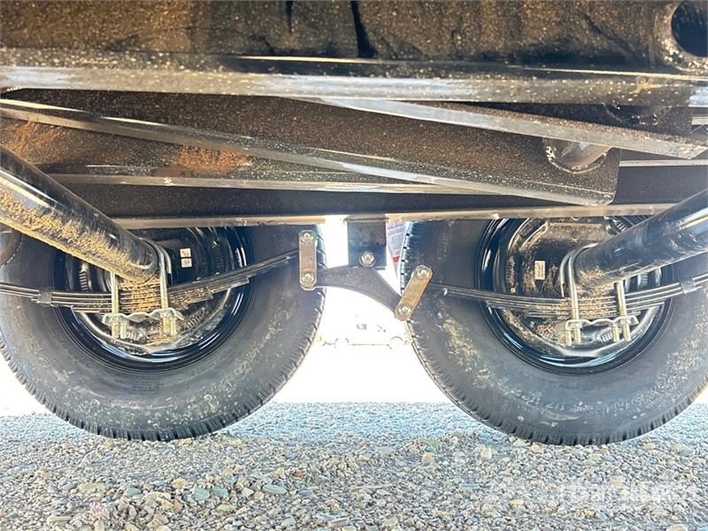 JB Trailers 10 ft T/A Dump Utility Trailer Самосвальные прицепы