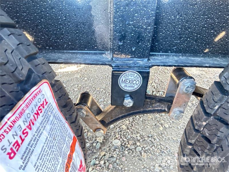 JB Trailers 10 ft T/A Dump Utility Trailer Самосвальные прицепы