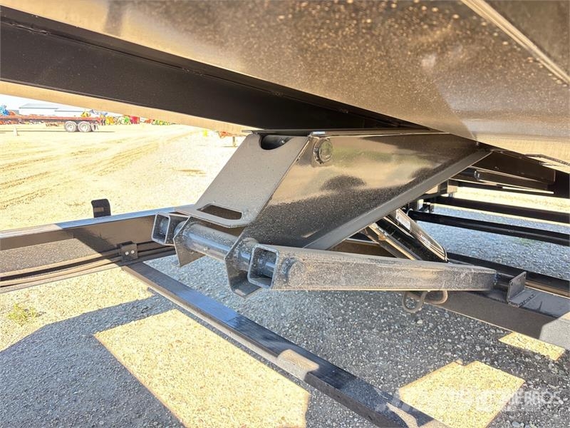 JB Trailers 14 ft T/A Dump Utility Trailer Remorque benne