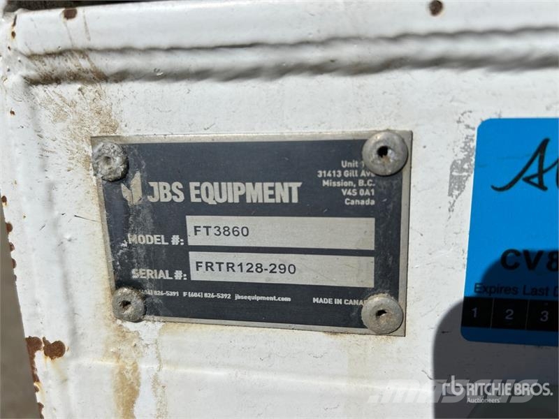 JBS FT3860 38 ft Tri/A End Dump Silage Trailer Yleisperävaunut