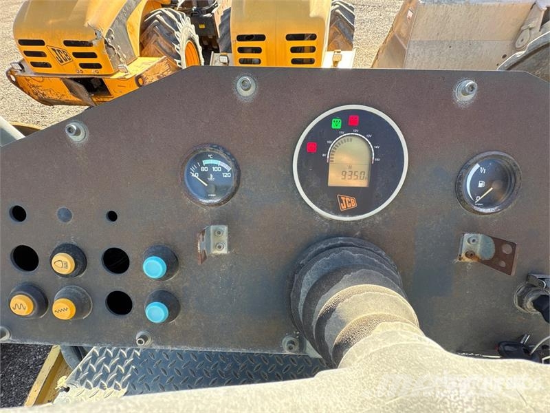 JCB 1105 Padfoot Drum Compactor Walzenzüge