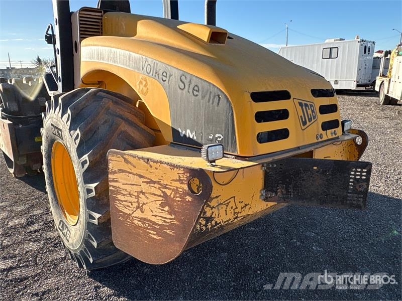 JCB 132PD Padfoot Drum Compactor Walzenzüge