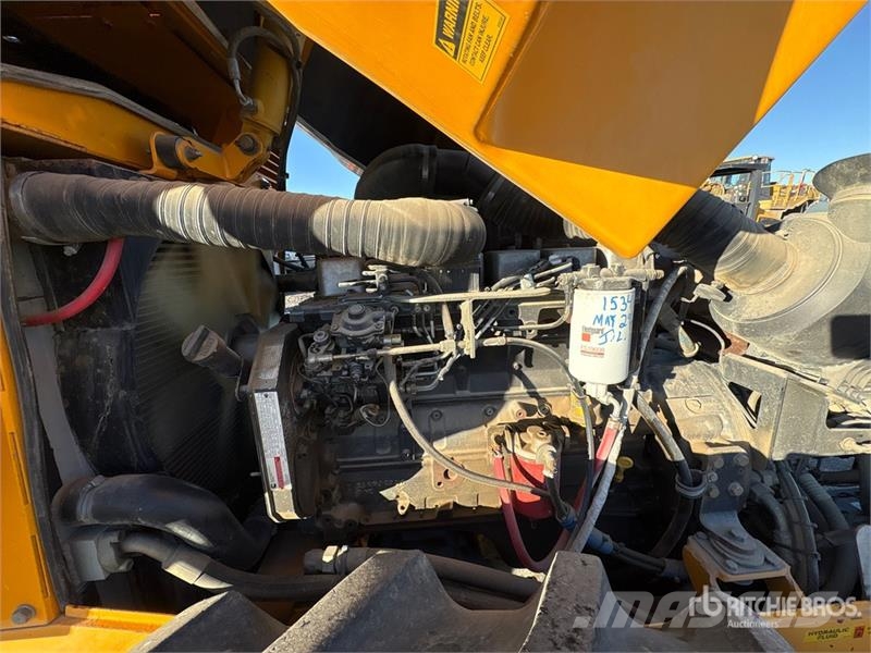 JCB 132PD Padfoot Drum Compactor Walzenzüge