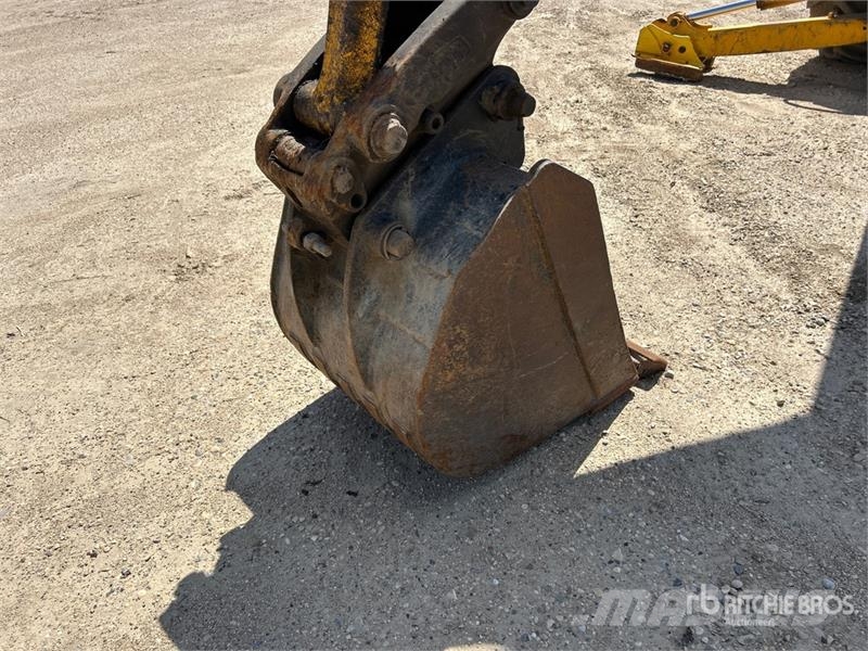 JCB 214S Tractopelle