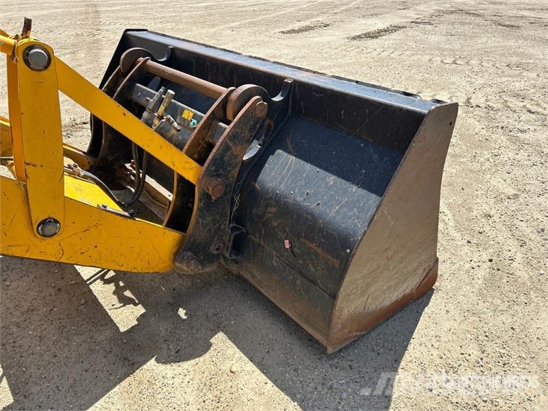 JCB 214S Tractopelle