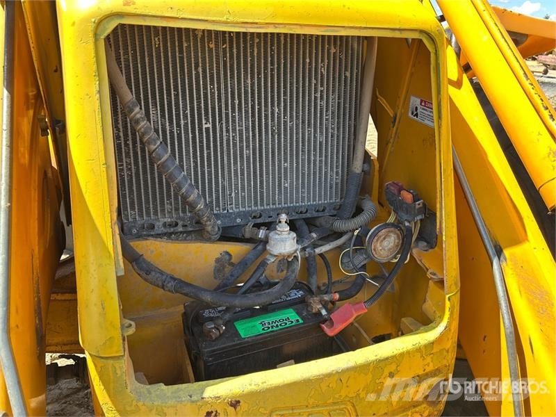 JCB 214S Tractopelle