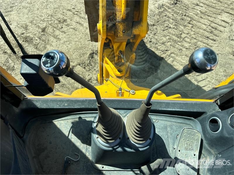 JCB 214S Tractopelle