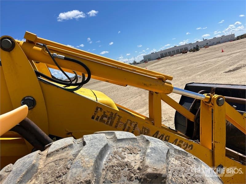 JCB 214S Tractopelle