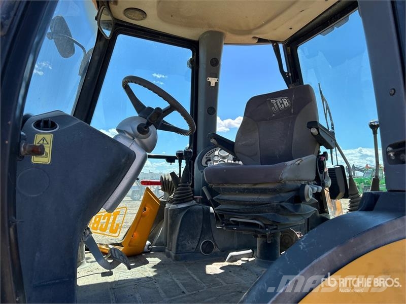JCB 214S Tractopelle