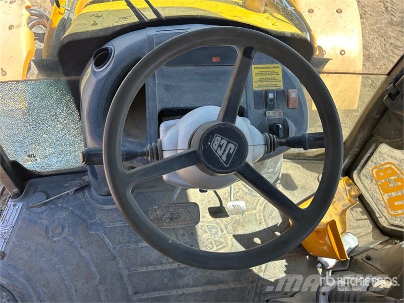 JCB 214S Tractopelle