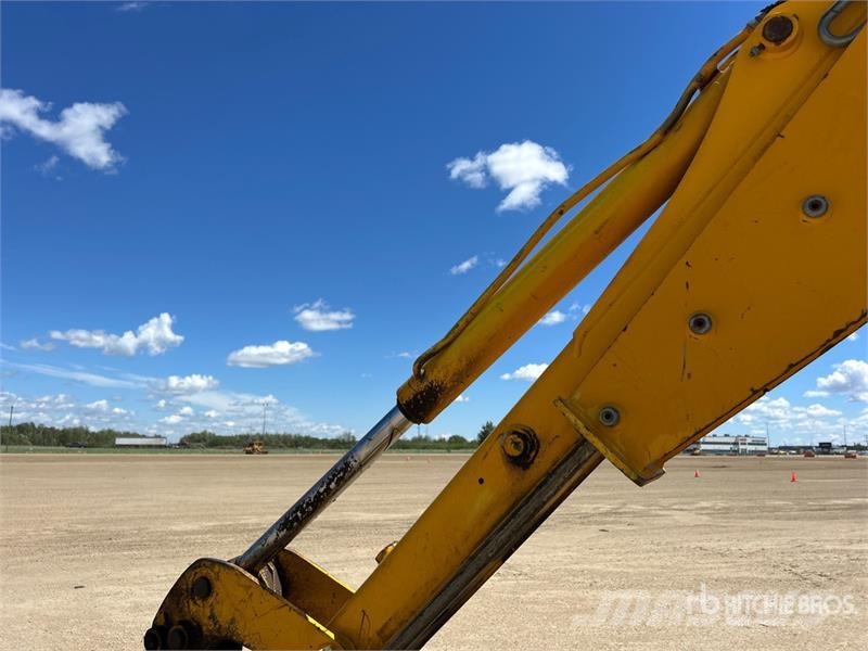 JCB 214S Tractopelle