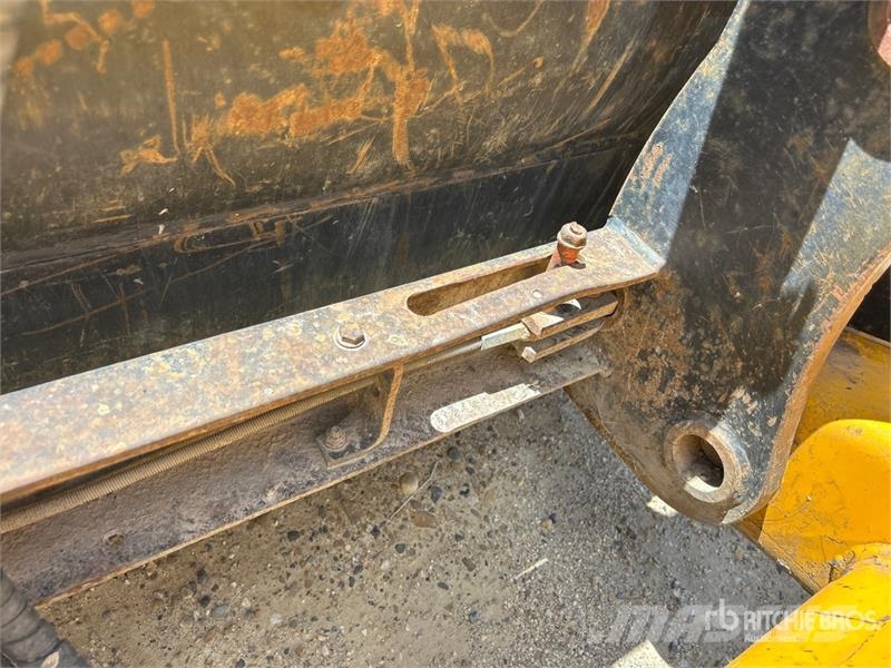 JCB 214S Tractopelle