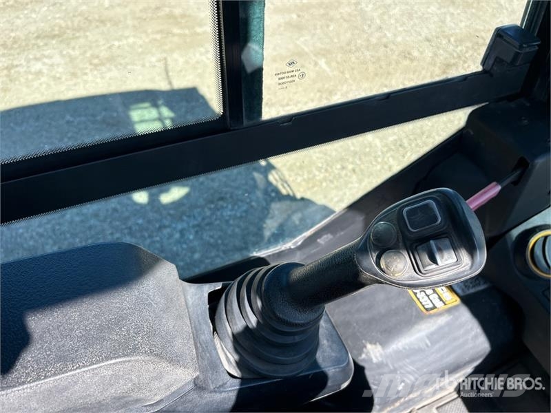 JCB 300 NA Skid Steer Loader Skid steer loaders