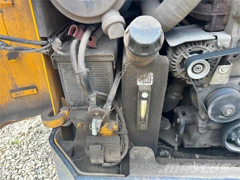 JCB 300T Minicargadoras