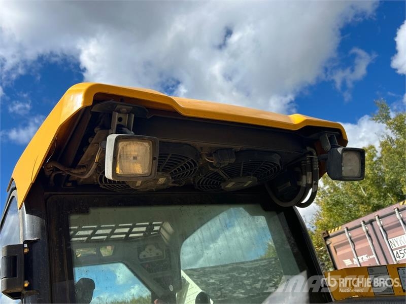 JCB 300T Minicargadoras