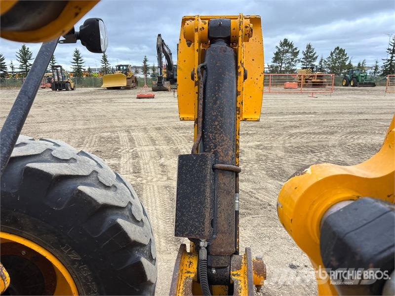 JCB 510-56 Teleskopiskie manipulatori