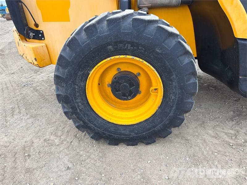 JCB 510-56 Teleskopiskie manipulatori
