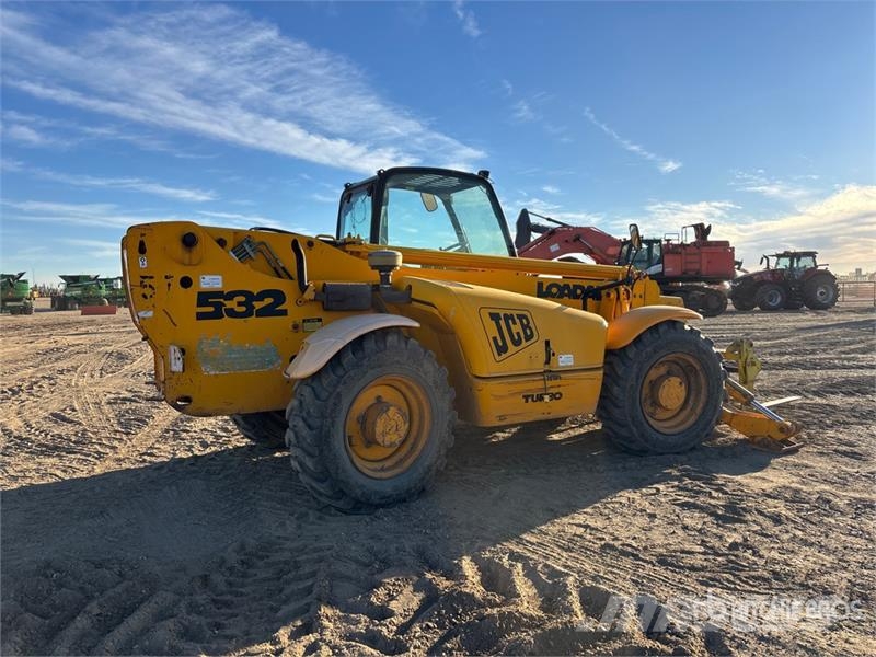 JCB 532 Teleskopiskie manipulatori